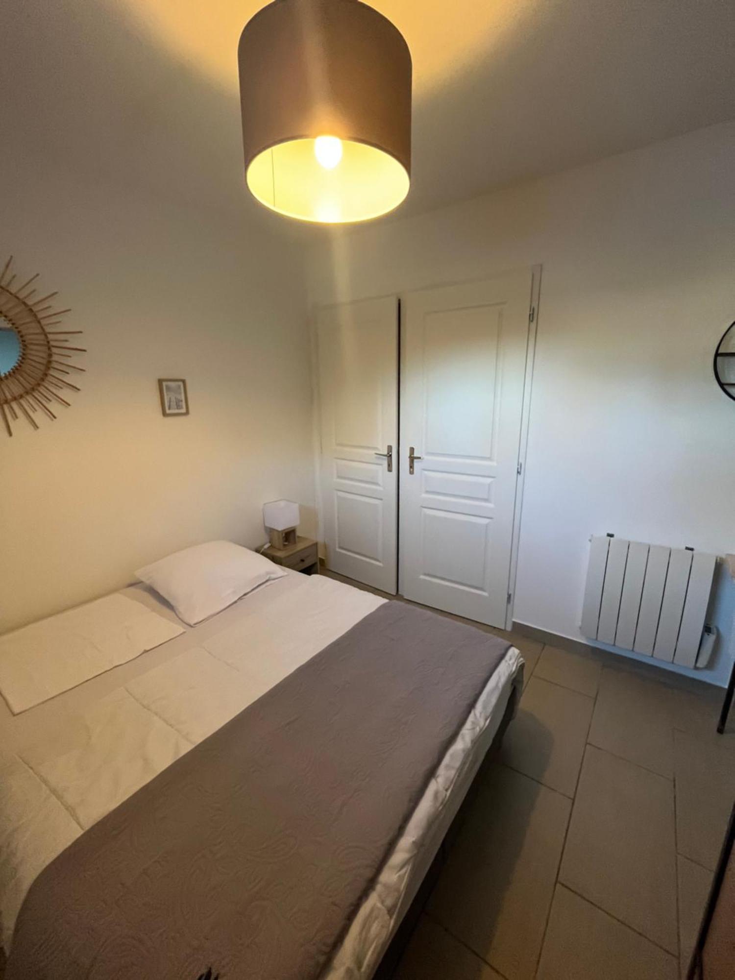 Studio Cosy Avec Climatisation Et Terrasse Malataverne Exterior foto